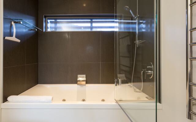 Penthouse on Hallenstein by Touch of Spice