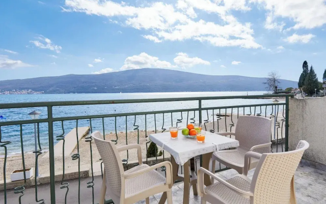 Apartments Rosić Baošići