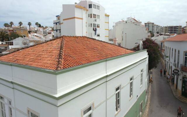 B14 - Heart of Old Town by DreamAlgarve