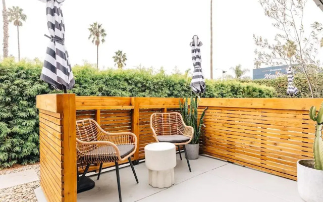 The Green Room Hotel
