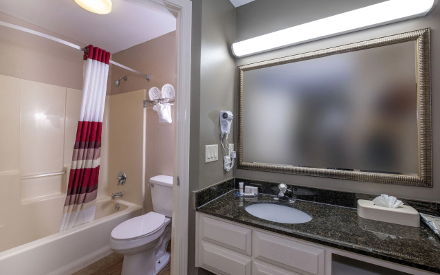 Red Roof Inn & Suites Wilson