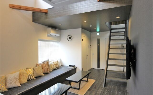 SEKAI HOTEL Mangetsu