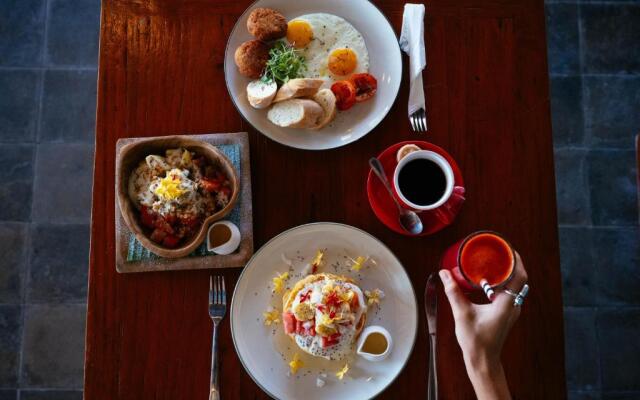 Bale Sampan Bungalows