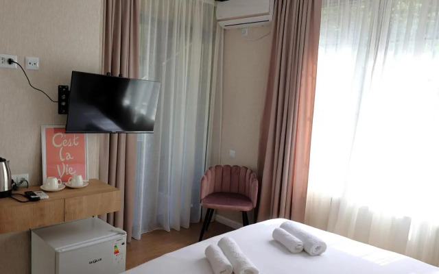 Guest House Nua