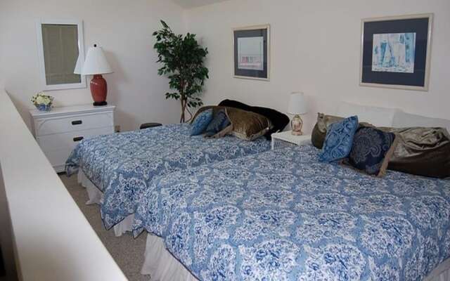 Heron Pointe F-20 - 2 Br Condo