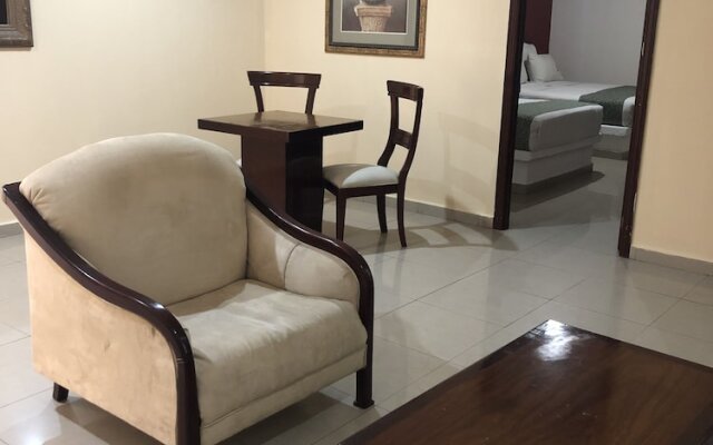 Hotel Confort Plaza & Suite