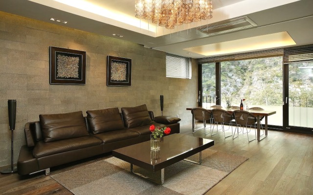 Frame House