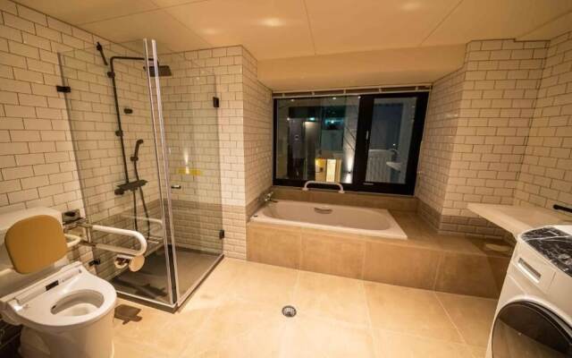Hotel Brick
