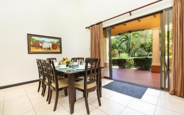 Catalina Cove 3- Spacious 6 Bedroom Loft Home