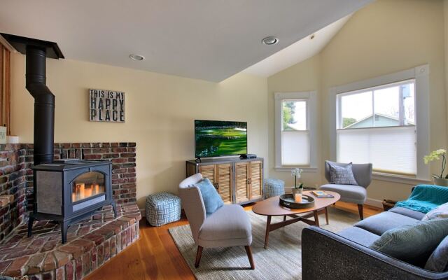 3715 Bliss by the Sea
