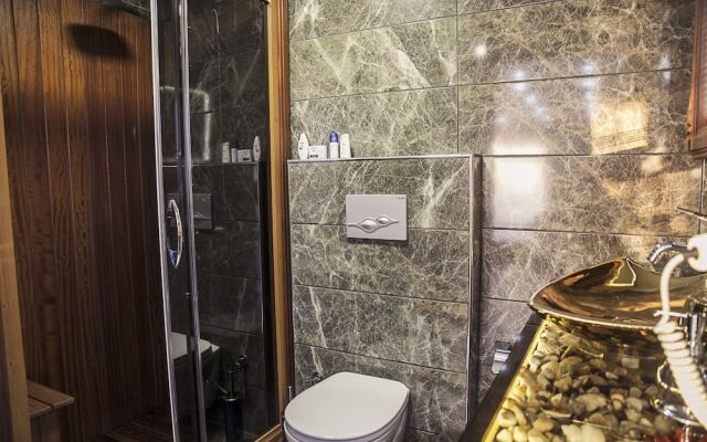 Stone Hotel
