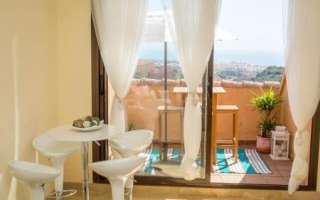 Duquesa Village 21.85.32