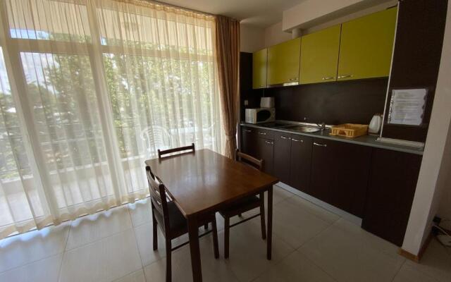 Grand Kamelia Holiday Apartments