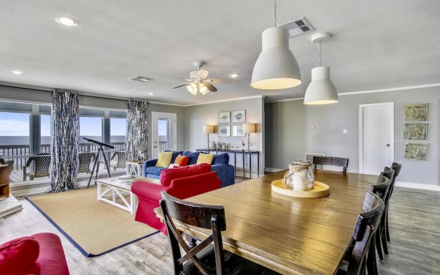 Bermuda Beachfront by RedAwning