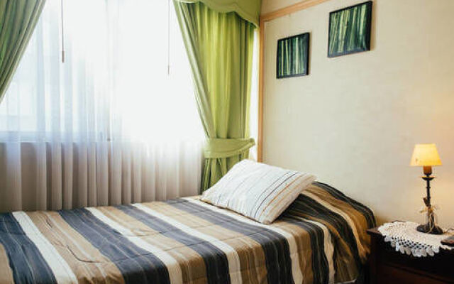 Almond Suites General Jofré