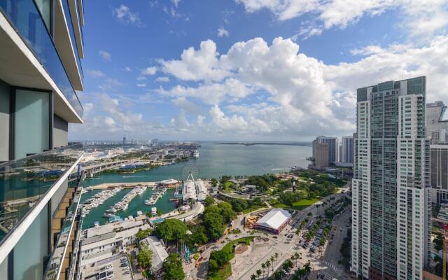 Stadium Proximity Kaseya Center