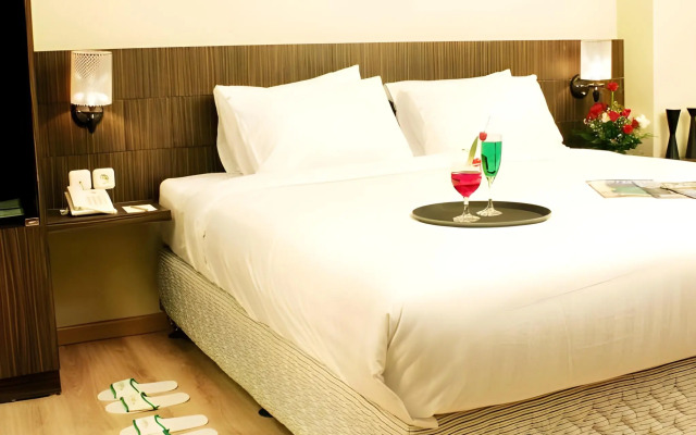 Lorin Syariah Hotel Sentul