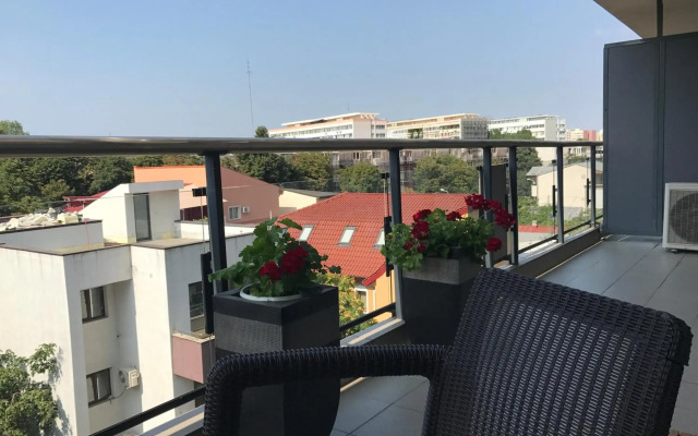 NewTown Bucharest Apartment