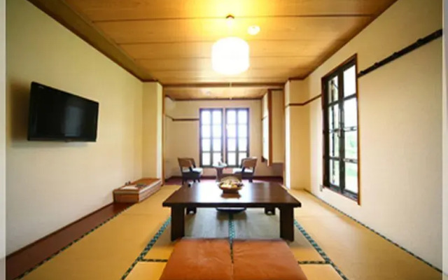 Ryokan Motoyashiki