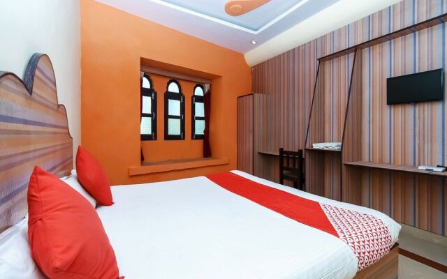 OYO 22899 Hotel Bhagwati Palace