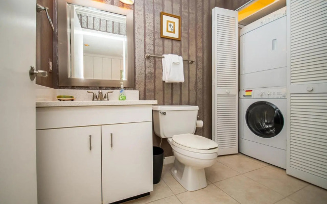 Beach Walk - 6250 Holmes #31