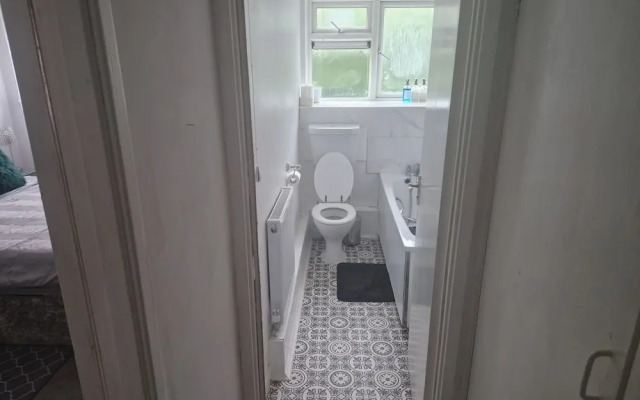 Immaculate 1-bed Apartment in Woodford Green