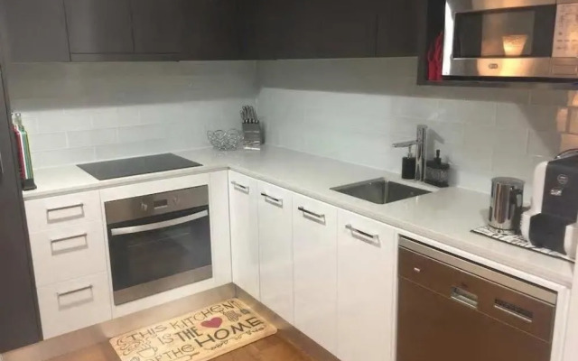 City Fringe Boutique Parkland 2 Bedroom Apartment