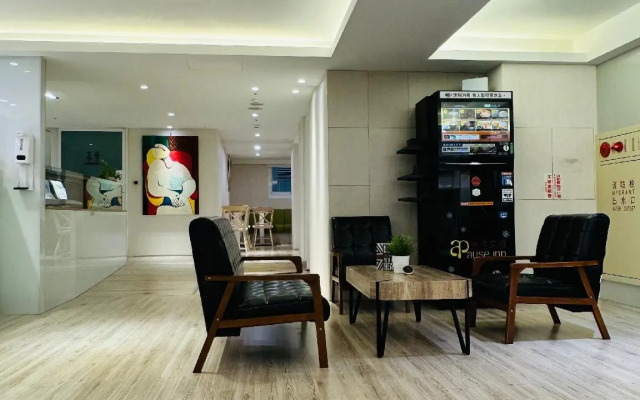 APause Inn