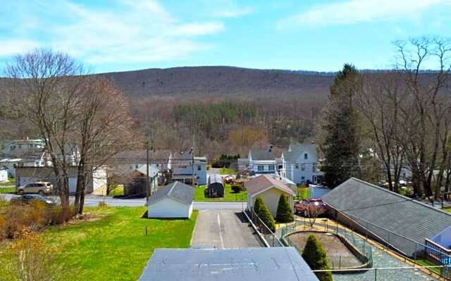 Mountain View Suites