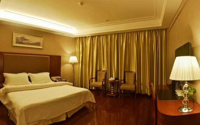 Metropolo Wuyishan Resort