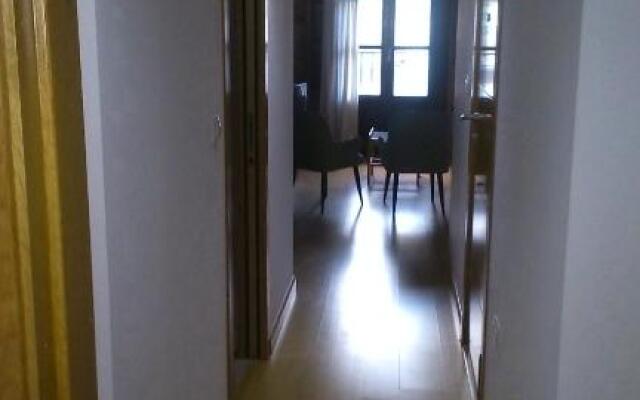 Apartamento con balcón