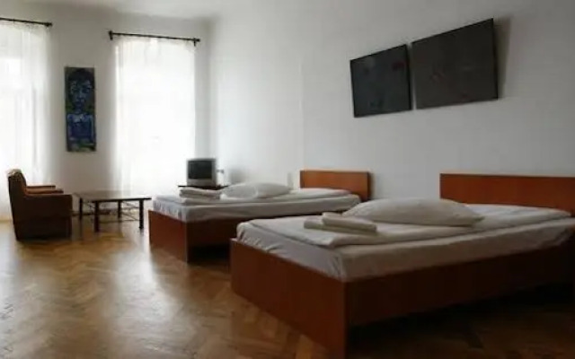 City Stay Hostel