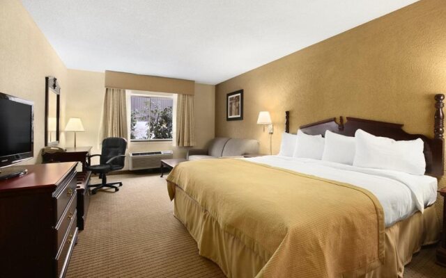 Ramada Plaza & Conf Center by Wyndham Louisville