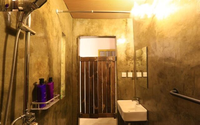 1975 Chongyu Hostel