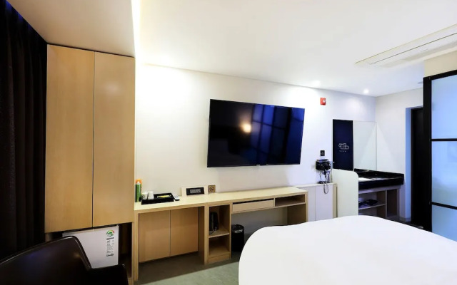 CS Avenue Hotel