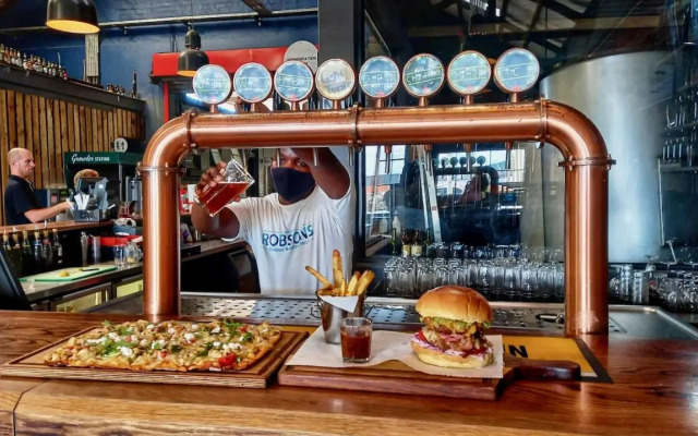 Durban Point Waterfront, 805 Quayside 40 Canalquay Rd