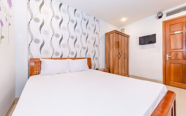 Spot On 793 Minh Hoang Hotel