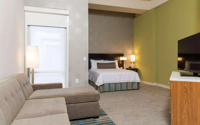 Home2 Suites by Hilton Indianapolis Downtown