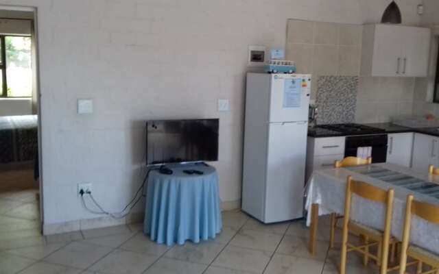 Lilly Self-Catering