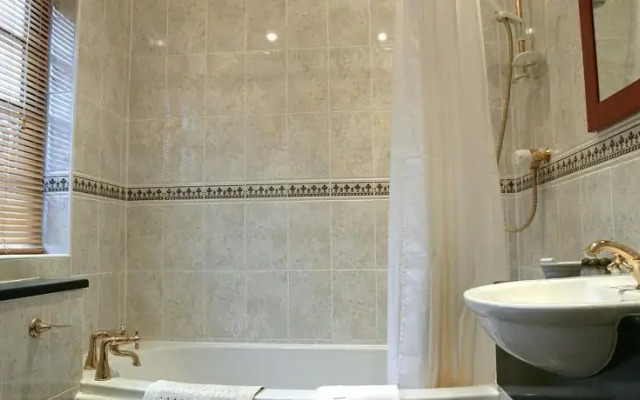 Best Western The Peacock Hotel