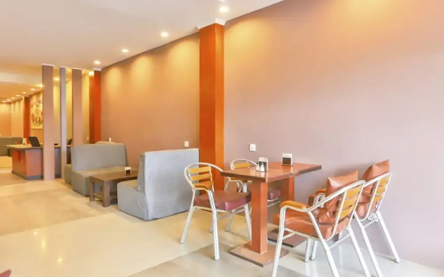 OYO 635 Hotel Layata