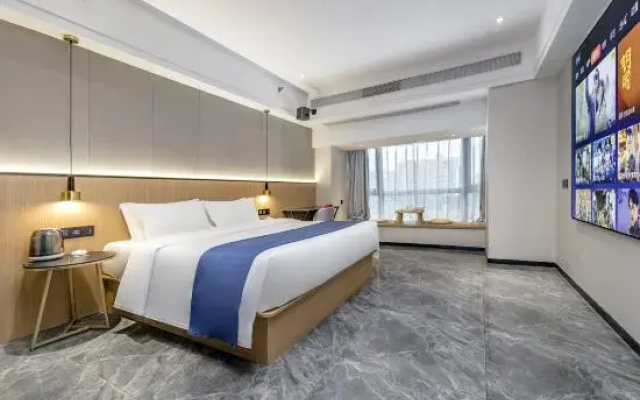 Modern Holiday Inn Fuzhou (Cangshan Wanda Branch)