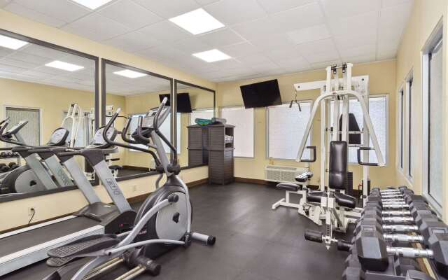 Quality Inn & Suites Morgantown - University Area