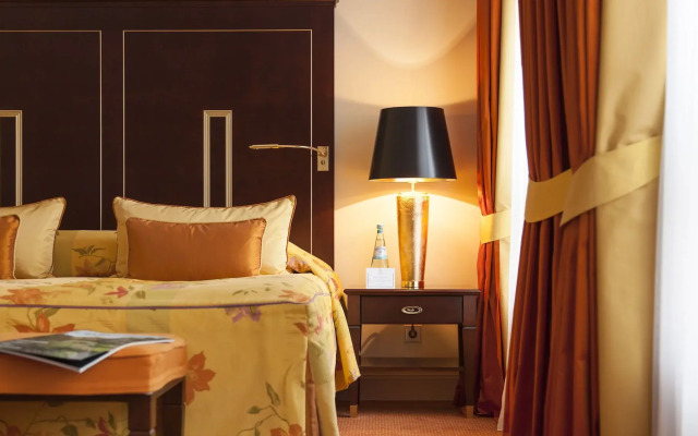 Relais & Châteaux Hotel Bülow Palais