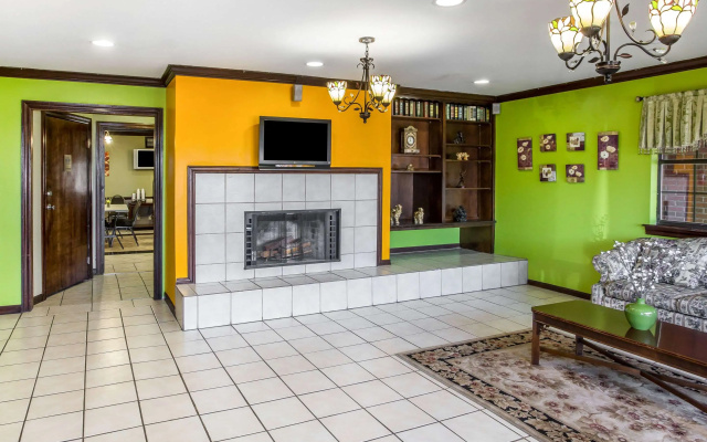 Rodeway Inn & Suites Smyrna - Nashville Area