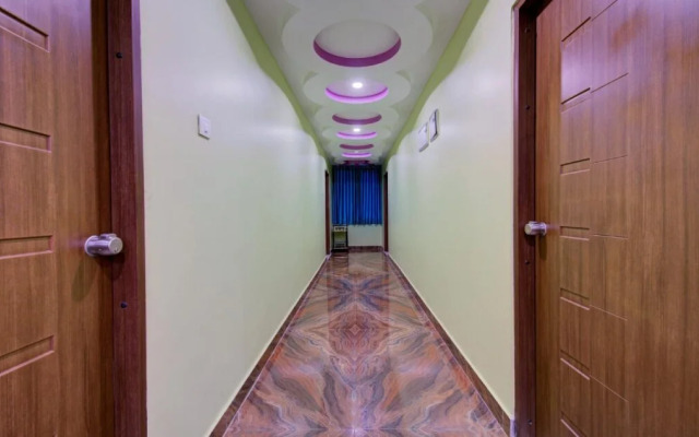 OYO 14798 Radha Swami Guest House