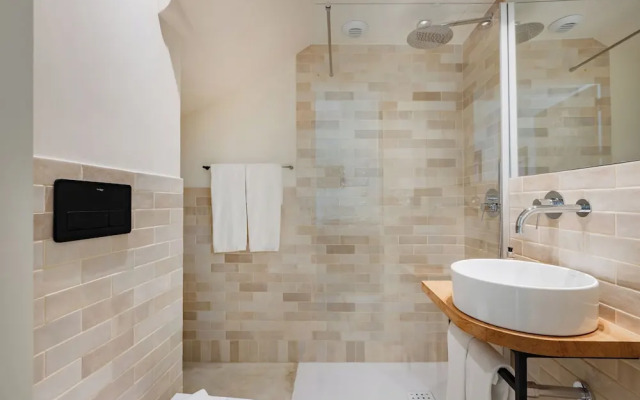 Minimalist Loft at Terracotta Collection