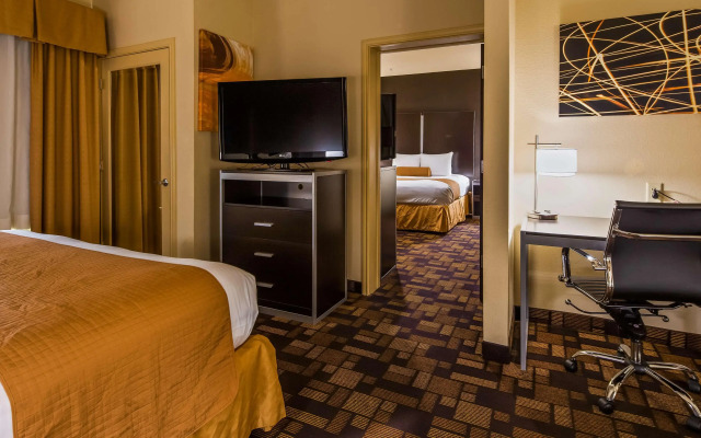 Best Western Windsor Pointe Hotel & Suites-Frost Bank Center