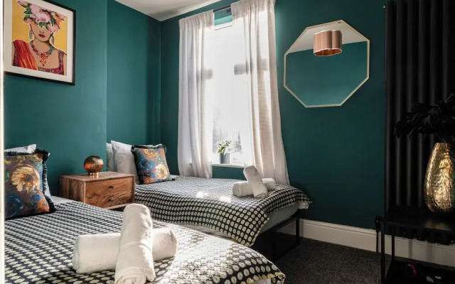 Lowell Street - Cosy 2 BD in Worcester