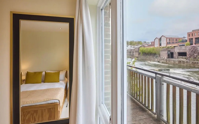 Host Stay Waterside